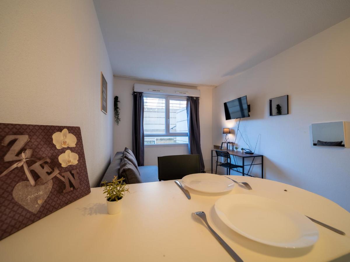 Appartement Tout Equipe Wifi A 6 Min St Charles Marseille Kültér fotó